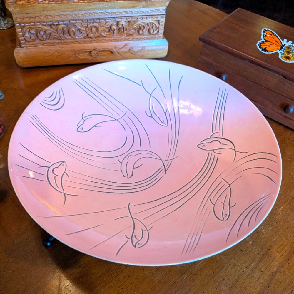 Vintage Pink Mid-Century Modern Roselane pottery carved Fish Bowl with stand